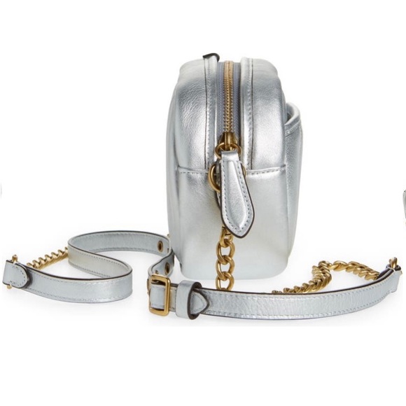 Coach Metallic Silver Quilted crossbody - Picture 3 of 5